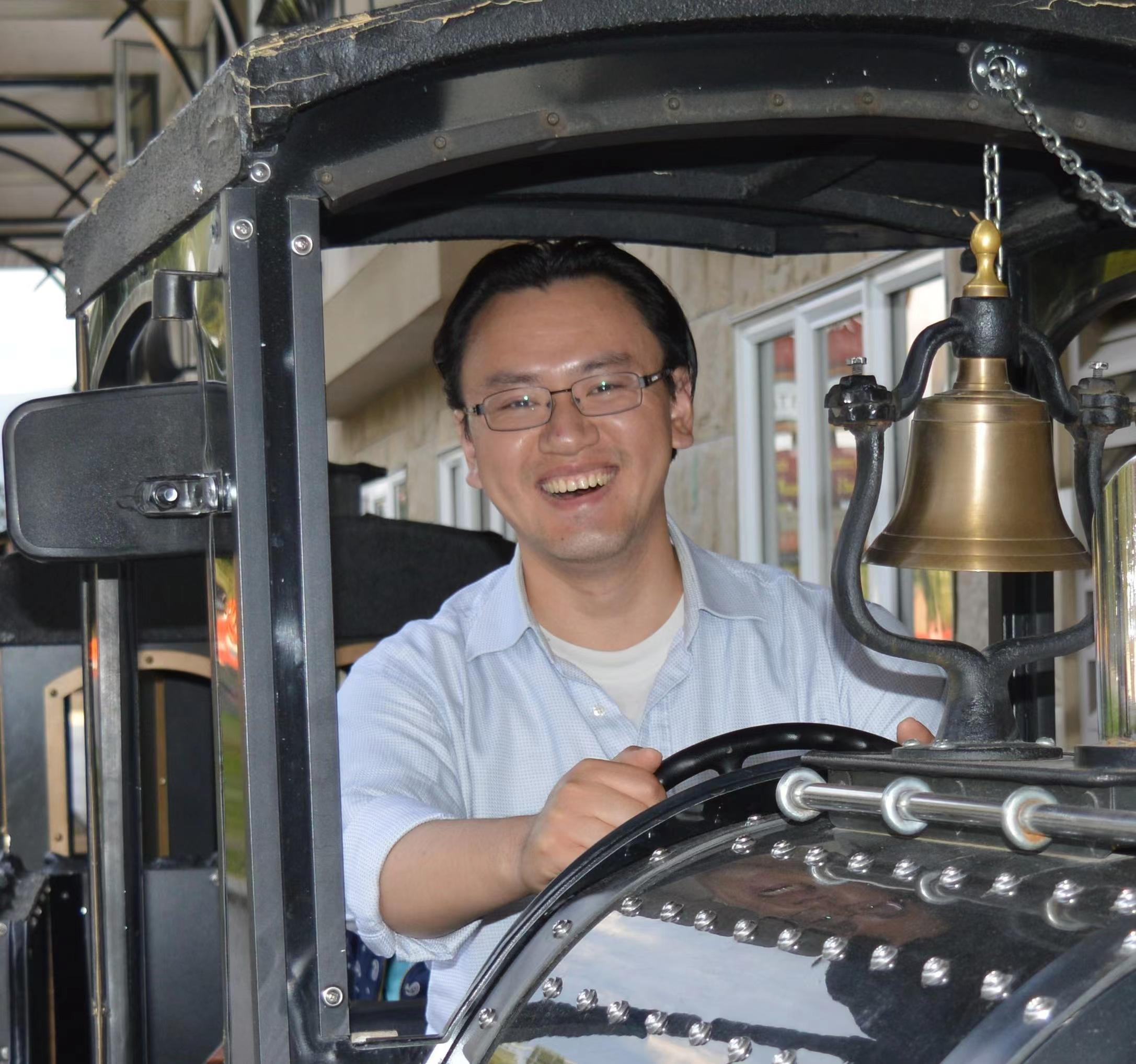 【今日相亲-温哥华】阳光开朗随和体贴的黎帅哥